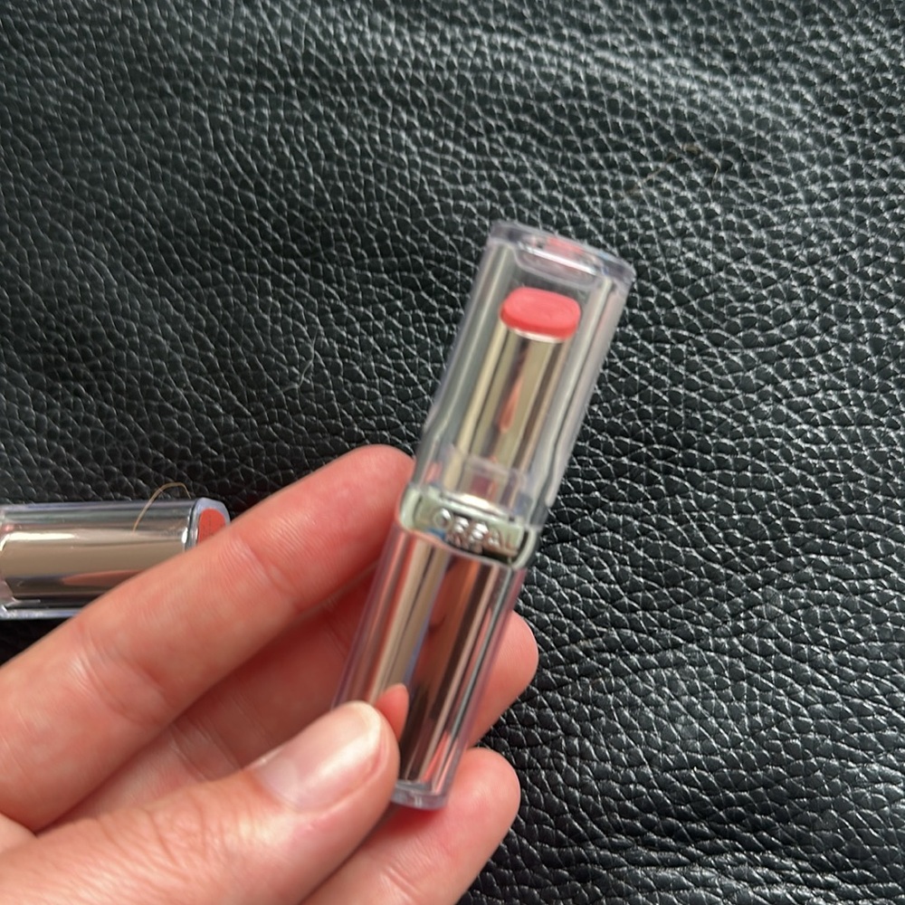 L'Oréal Paris Glow Paradise Balm-in-Lipstick cherry wonderland new - Picture 4 of 4